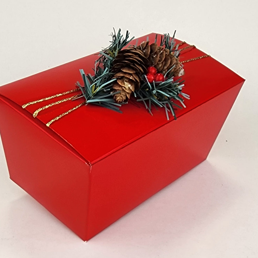 
                  
                    Winter Gift Box
                  
                